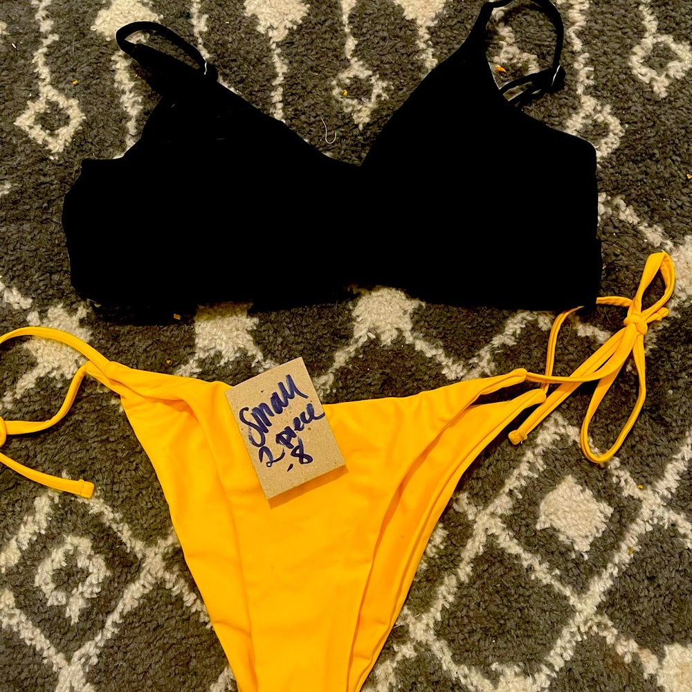 Sexy bikini!